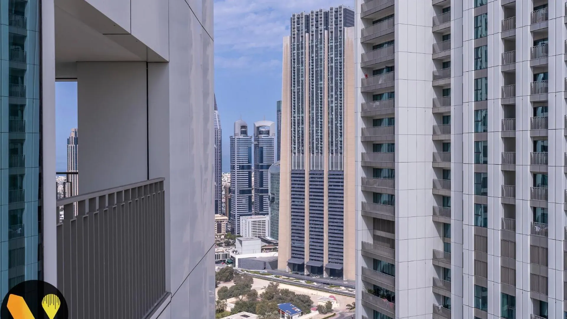 Vogue Downtown Views Ll - Burj Khalifa View Near Dubai Mall Apartment