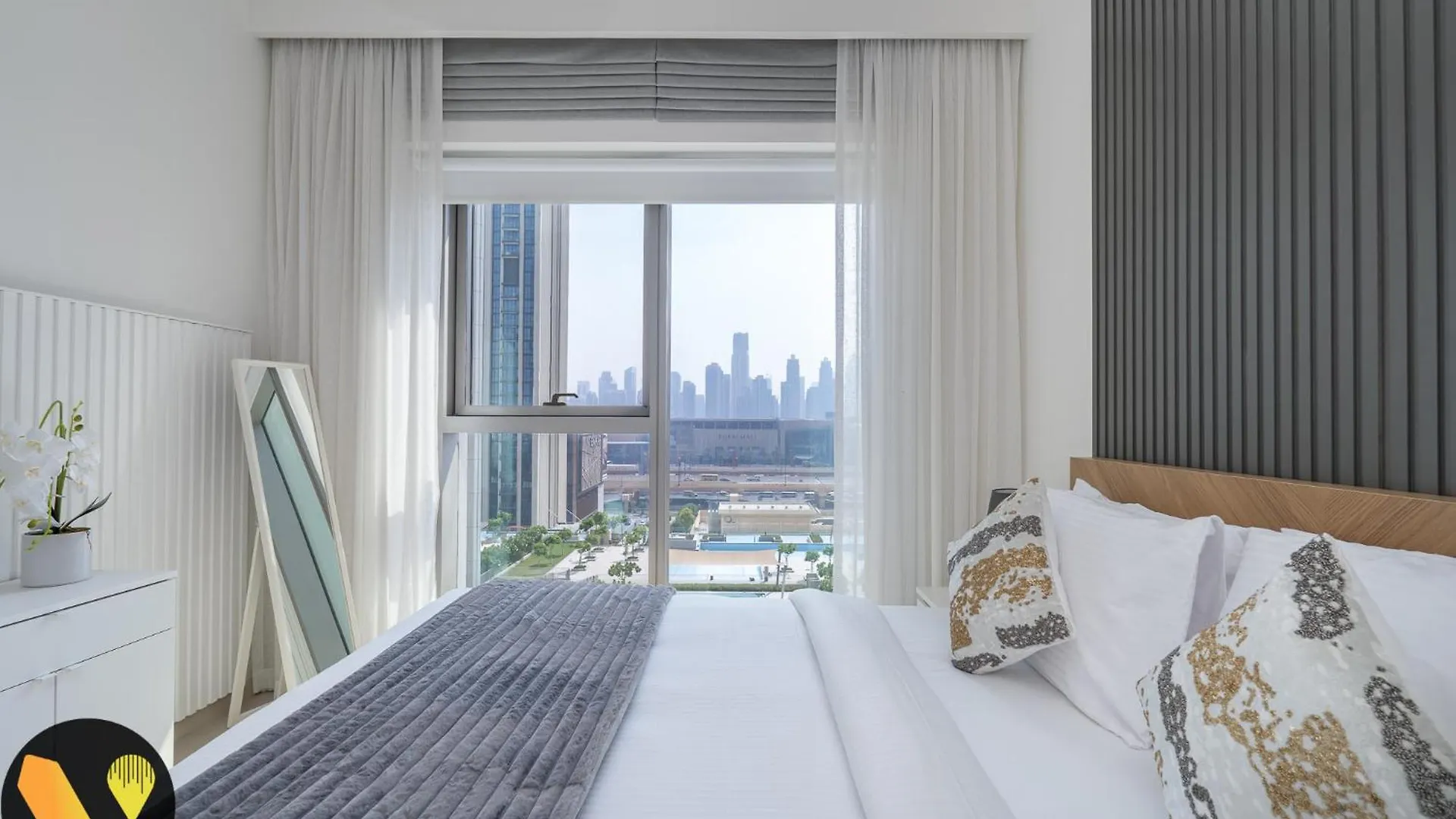 Vogue Downtown Views Ll - Burj Khalifa View Near Dubai Mall Apartment